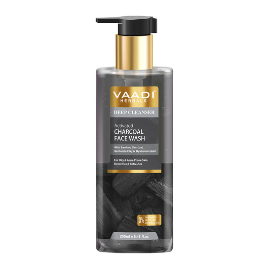 Activated Charcoal Face Wash with Tea Tree Oil, Bentonite Clay & Glycolic Acid| For Oily & Acne-Prone Skin| Detoxifies & Refreshes| Deep Purify| No Parabens, Mineral, Silicone| Face Wash for Women & Men ( 250 ml )